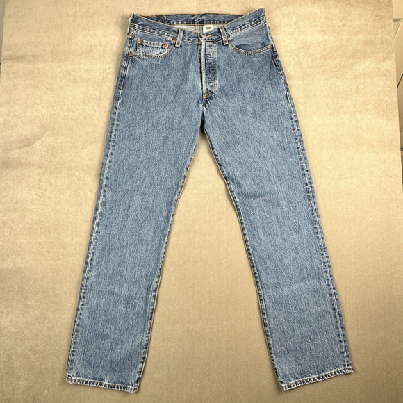 LEVIS 501 Jeans Classic Fit Straight Leg MENS Size 32x33 - Picture 1 of 9